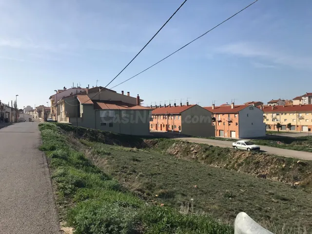 ESTUPENDO SOLAR EN VILLAFRANCA DEL CID PARA NUEVA PROMOCION 