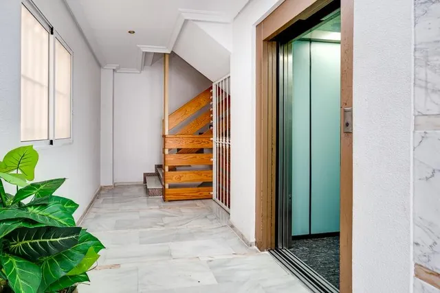 Apartamento en el centro de Torrevieja cerca de la playa Playa del Cura — 4