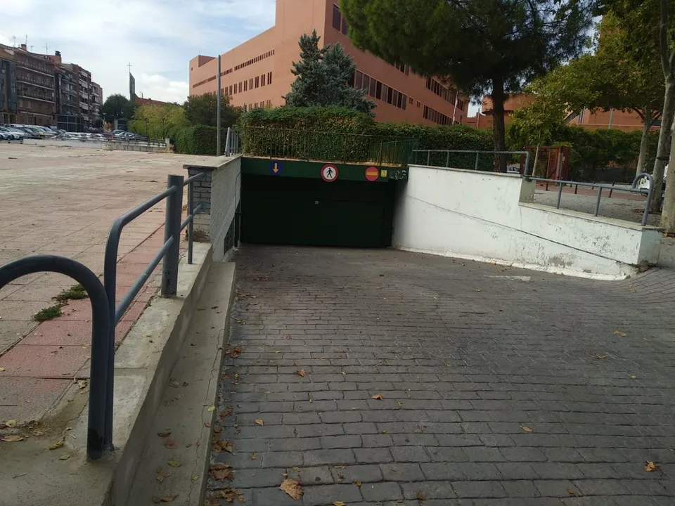 EXCLUSIVAS ROMERO, comercializa garaje de adjudicacion municipal