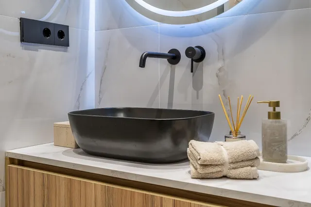 PRECIOSO ESTUDIO DE LUJO EN URBANIZACION TRIUNFO JARDIN — 33
