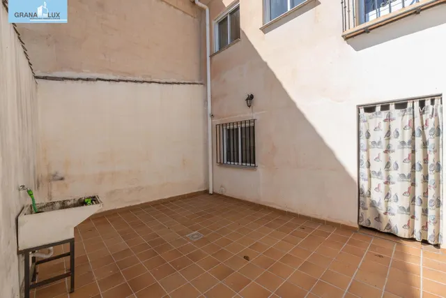 Encantadora casa en El Fargue, Granada. — 25