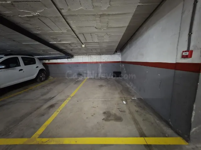 Plaza de parking en alquiler en zona Camí Fondo de Martorell - foto 3
