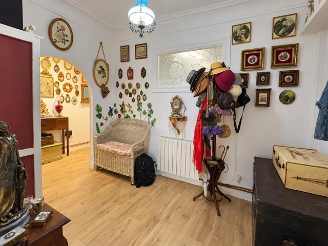 ESPECTACULAR VIVIENDA DE 4 DORMITORIOS , JUNTO A LA PLAZA PO - foto 4