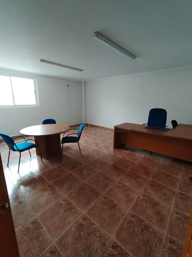 Nave industrial 704m² en alquiler - POLIGONO INDUSTRIAL FAIMA — 5