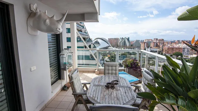 Ático tríplex de lujo con terrazas y vistas exclusivas a par - foto 3