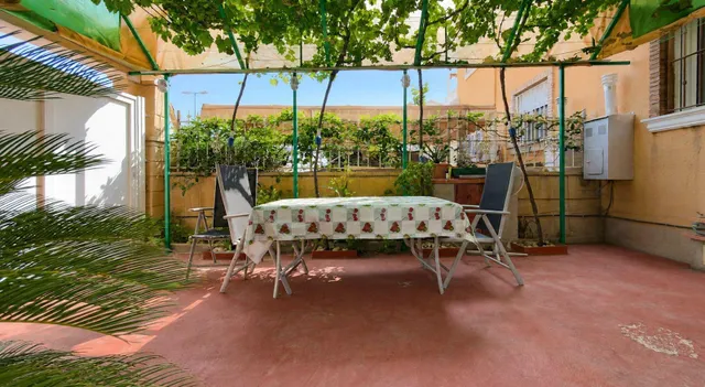 Casa con jardín privado, solárium y gran potencial en Ciudad Quesada — 22