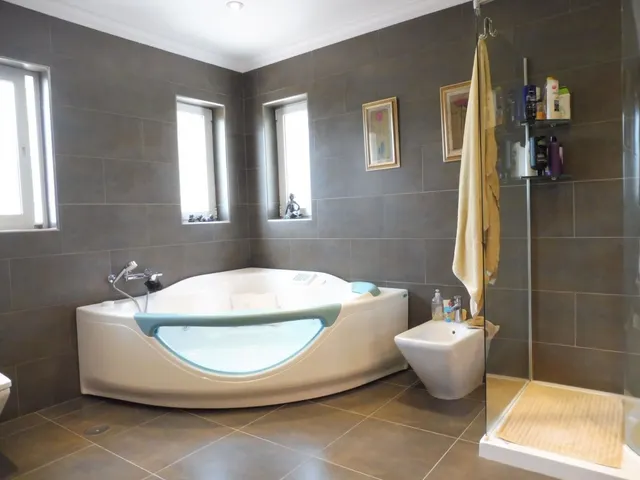 Villa de Lujo de 5 dormitorios en La Carihuela, Torremolinos — 40
