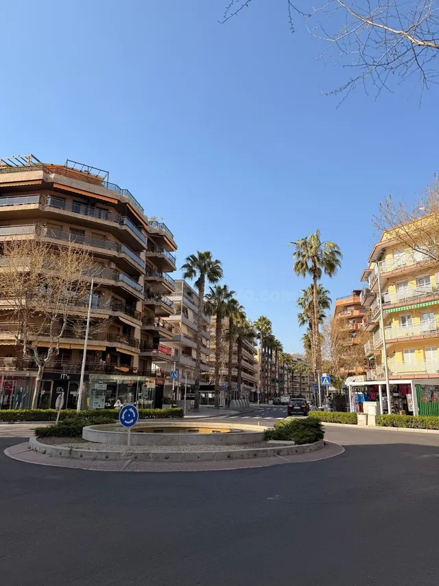 Piso en Salou, confort, amplitud y mar: una vivienda para di