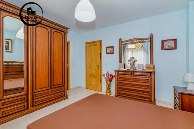 ¡AMPLIA CASA DE 4 DORMITORIOS, 3 BAÑOS Y CALEFACCIÓN CENTRAL EN LA ZUBIA! ✨ — 19
