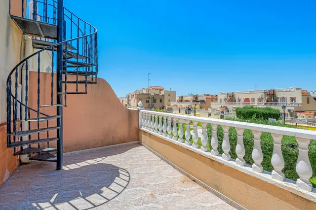 Adosado 3 habitaciones 83m² en venta - La Zenia — 28