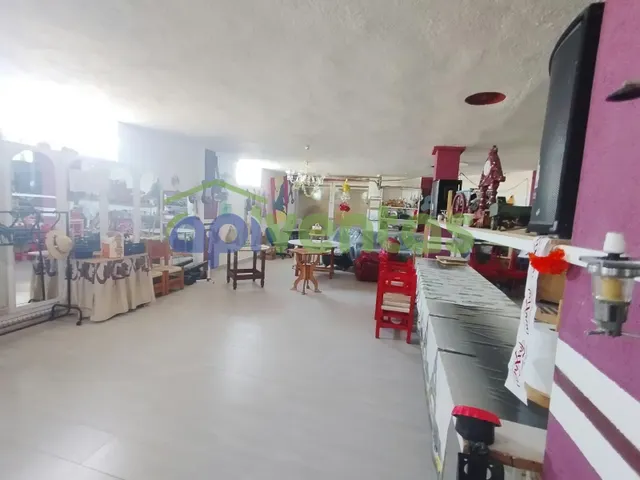 Casa vallada de 3 plantas — 36