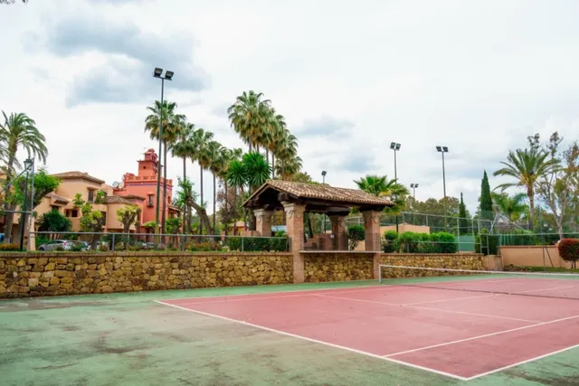 Ático con terraza privada de 142 m2 en La Cartuja del Golf — 22