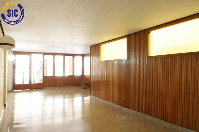 AMPLIA VIVIENDA REFORMADA DE 4 habitaciones CON ASCENSOR EN TORRENT — 36