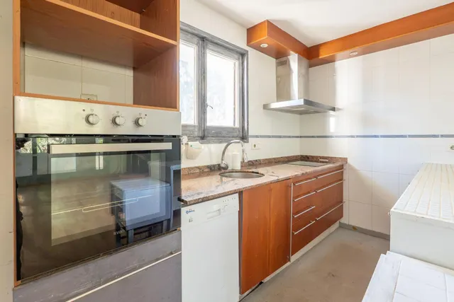 Casa con piscina privada en la urbanización Eucaliptus. — 8