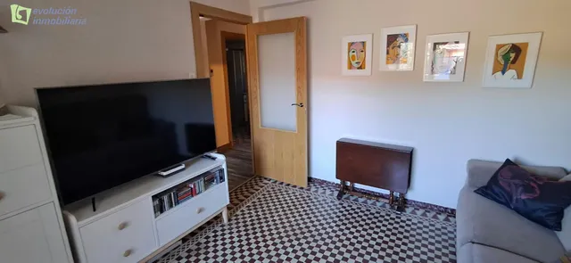 CASA RÚSTICA EN VENTA EN REGUMIEL DE LA SIERRA (BURGOS) - foto 2