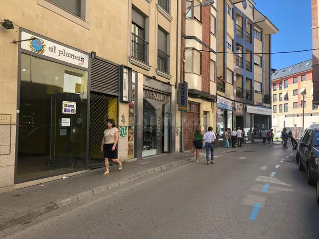 Local comercial 73m² en alquiler - Centro