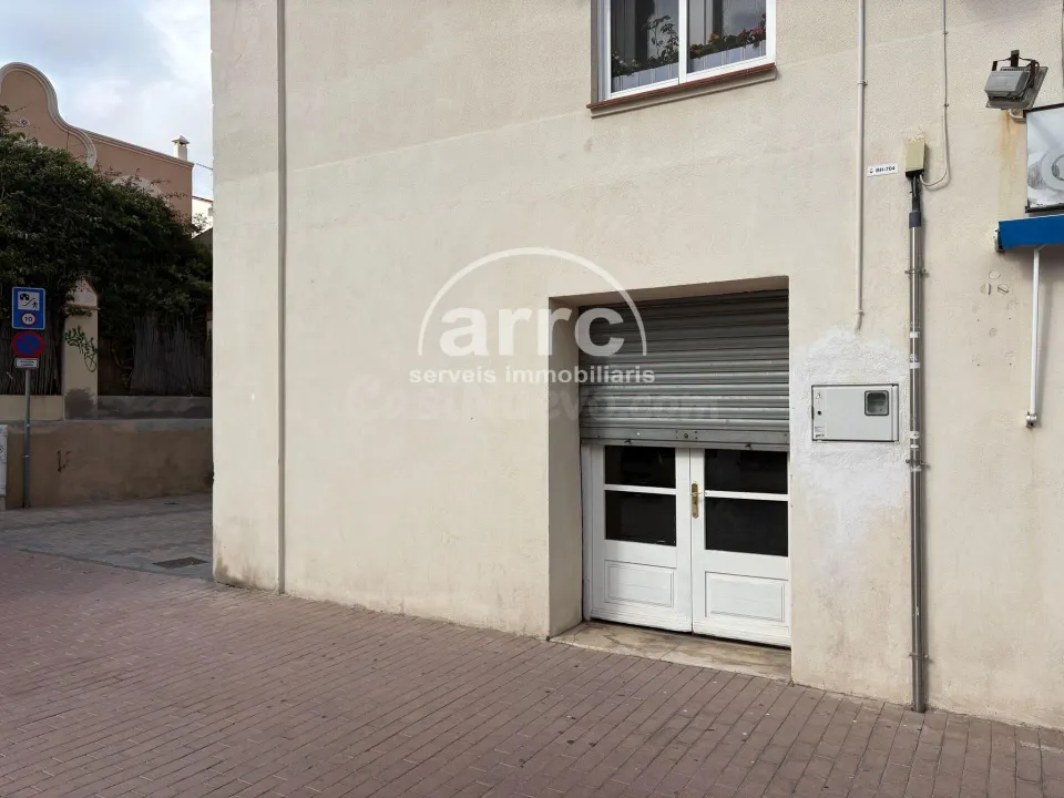 LOCAL EN VENTA - PREMIA DE MAR