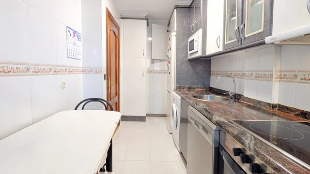 Vive junto al mar: dúplex exterior en Liencres listo para en - foto 5