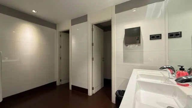 Oficina 1700m² en alquiler - Villaviciosa de Odón — 19