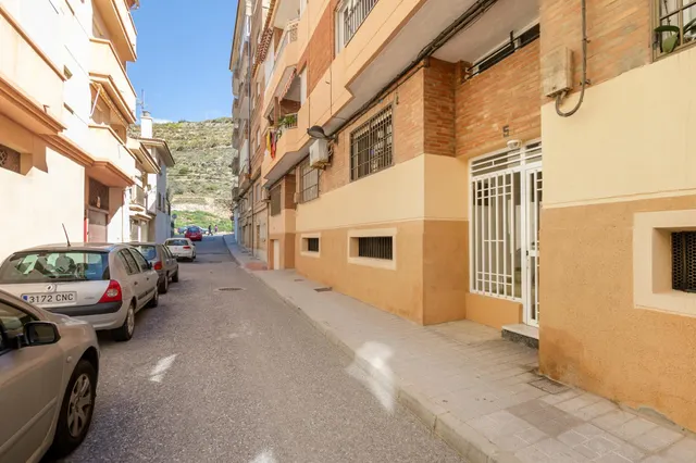 Piso con cochera en Torrenueva Costa — 27