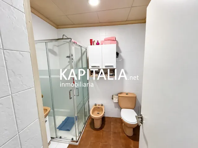 ESTUPENDA CASA ADOSADA CON GARAJE PRIVADO A LA VENTA EN ENGUERA — 11