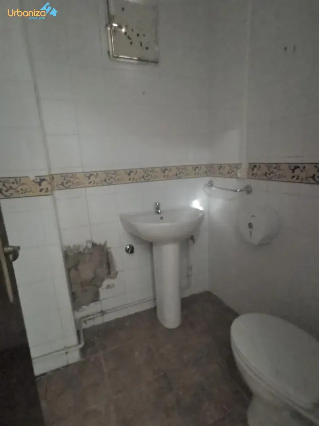 OPORTUNIDAD!! LOCAL EN VENTA CON POSIBILIDADES DE USO COMO VIVIENDA. — 6