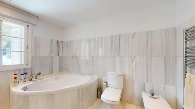 Exclusiva villa en Costa de la Calma: amplitud, elegancia y privacidad — 35