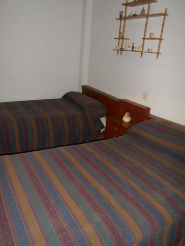 SE VENDE PISO DE 150m ENFRENTE DE PRADIEL — 12