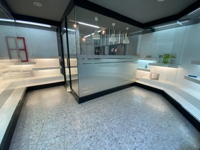 VENTA LOCAL COMERCIAL EN STA. MGDA MONTBUI ZONA CENTRO 70M2!! — 2