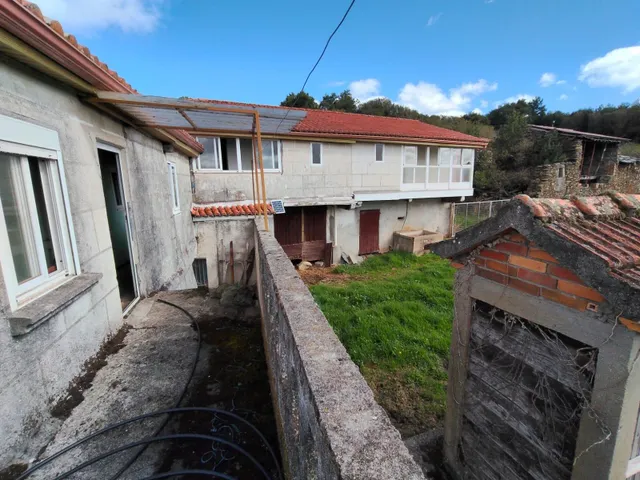 Casa independiente, a reformar -tejado nuevo-. Maceda . Alquiler con opción a compra — 7