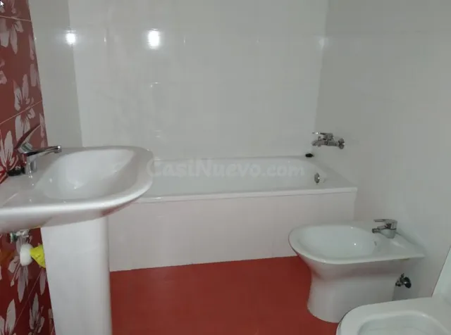 Piso 2 habitaciones 84m² en venta - Becerril de campos - foto 2