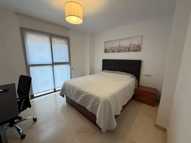 EXCLUSIVA VIVIENDA DE 135 m2 CON 3 habitaciones, GARAJE INCLUIDO Y ZONAS AJARDINADAS EN PENYA-ROJA – AVENIDA DE FRANCIA — 23