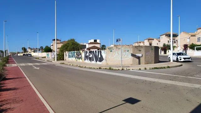 SE VENDE PARCELA EN LA ZENIA ( ORIHUELA COSTA ) - foto 4