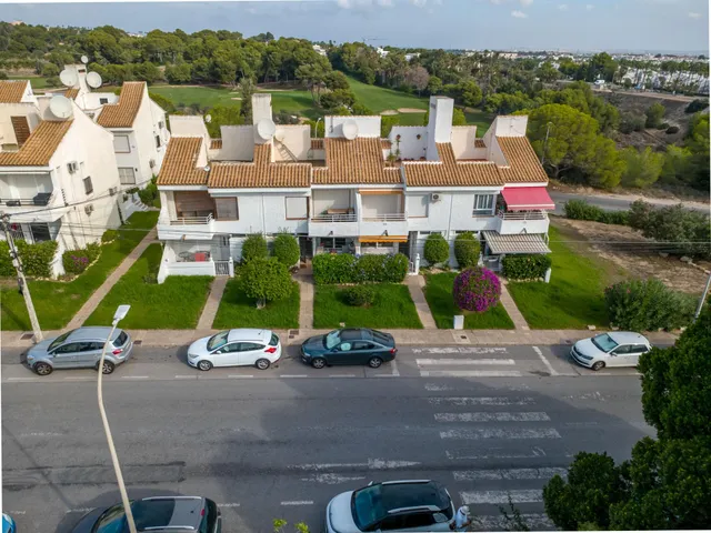 Coqueto Bungalow de una planta a la venta en Orihuela-Costa — 36