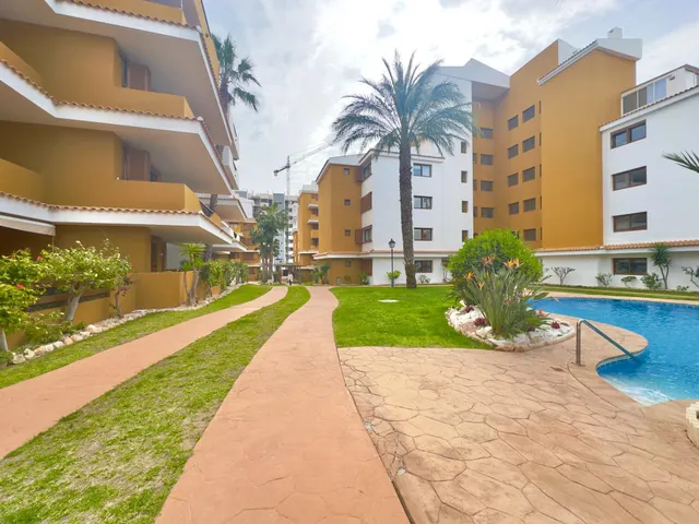 Apartamento 2 habitaciones 84m² en venta - Punta Prima — 36