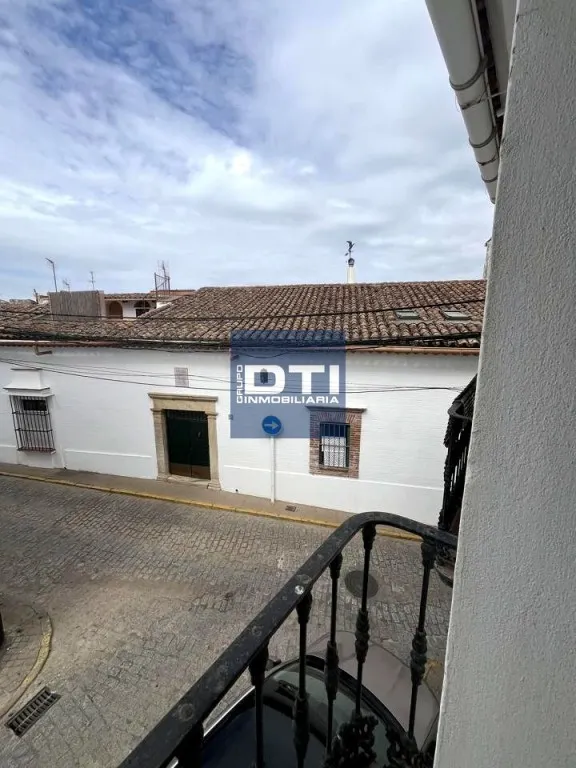 CASA DE PUEBLO EN EL CENTRO DE CORTEGANA — 30