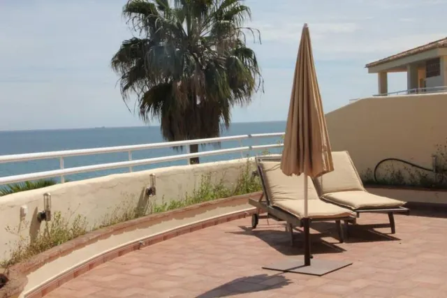 Impresionante Atico Frontal al mar — 3