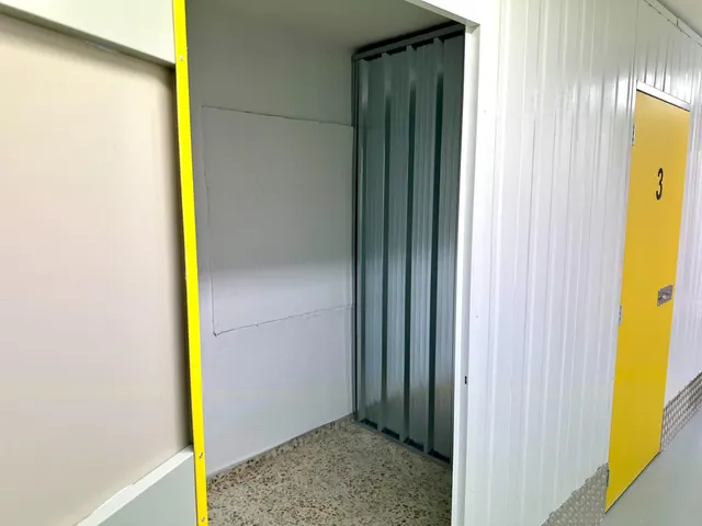 SE ALQUILAN TRASTEROS JUNTO AL MERCADO DE PEDRO GARAU — 8