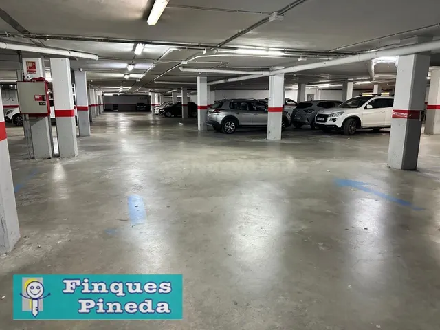 Parking en el centro de Tordera — 2