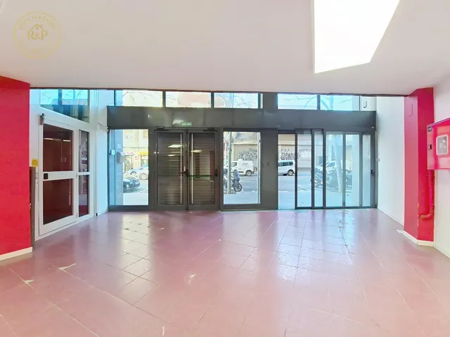 Nave industrial con despachos en venta en calle juan decon vado permanente vigente — 38