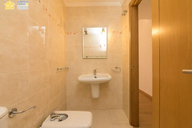PISO DE 102 METROS CONSTRUIDOS  3 DORMITORIOS, 2 BAÑOS Y VESTIDOR EN EL ALTET — 22