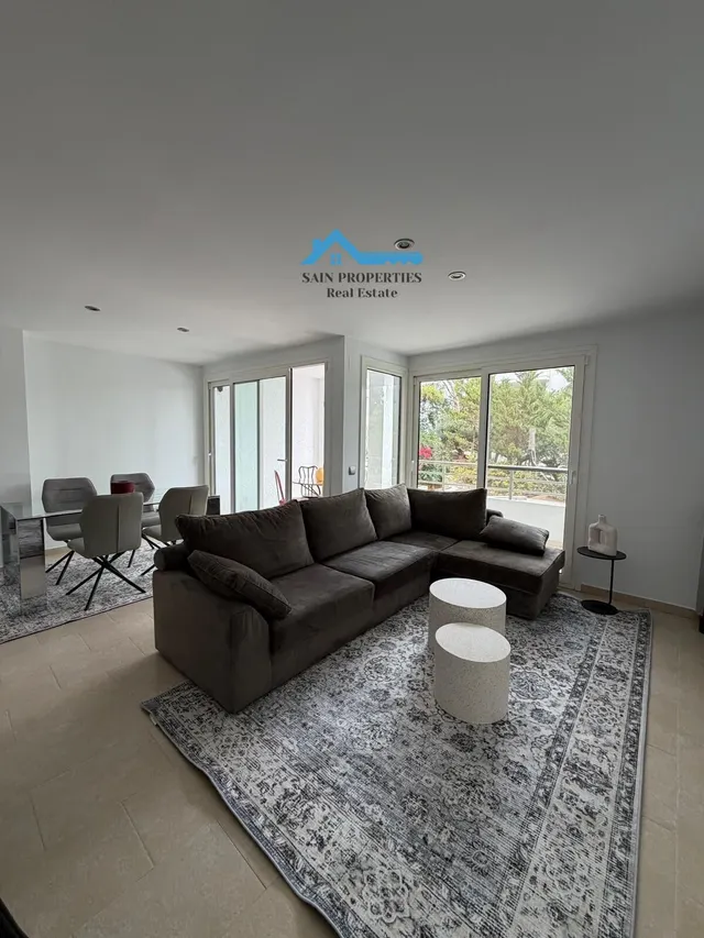 Exclusivo apartamento reformado con vistas al mar y acceso directo a la playa en Cap Negret, Altea — 10