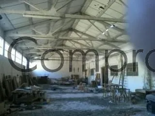 VENTA DE NAVES CON suelo industrial.
