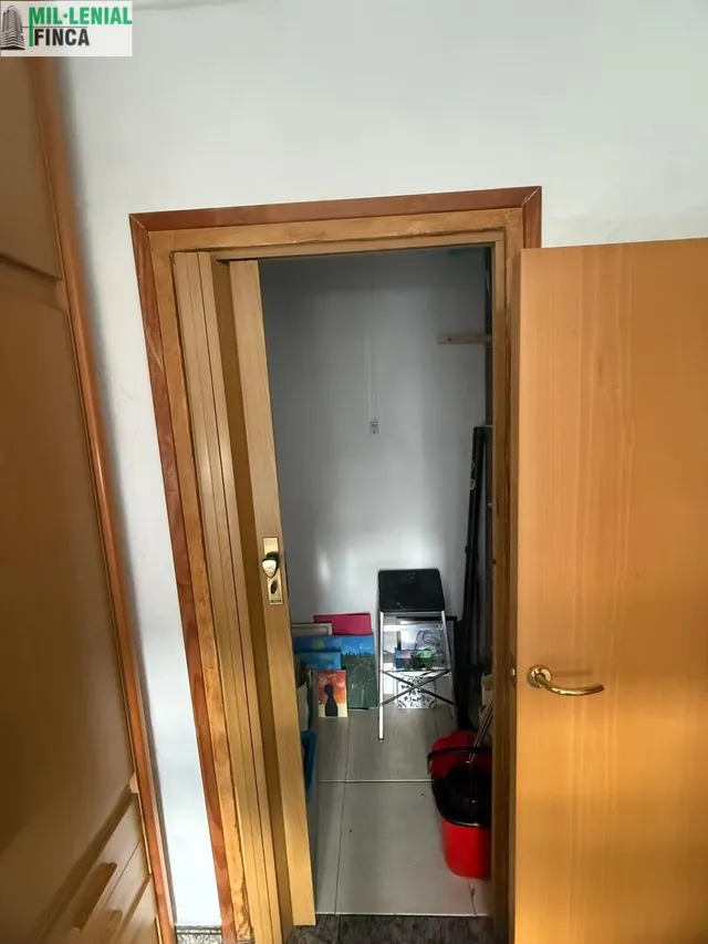 Amplio piso exterior en Les Termes, junto a la Carretera de Barcelona — 17