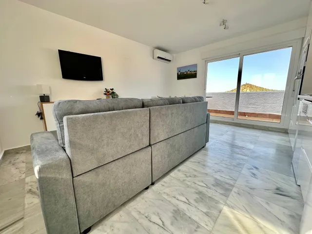 Moderno Apartamento en la Encantadora Cala de Benidorm — 7