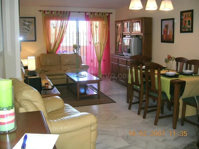 Venta de piso con dos dormitorios en Marbella, Málaga, Costa - foto 3