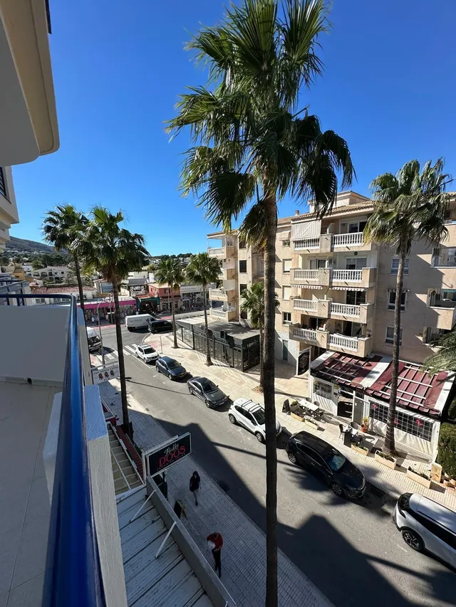 PISO TOTALMENTE REFORMADO EN EL ALBIR CON PISCINA Y CERCA DEL MAR ! — 18
