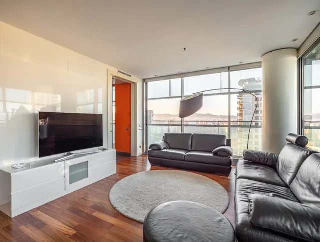 `PISO CON VISITAS PANORAMICAS — 2