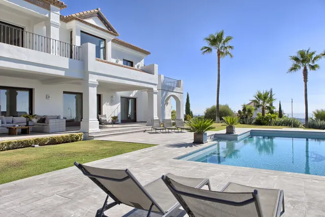 Chalet 6 habitaciones 540m² en venta - Costa del Sol — 7