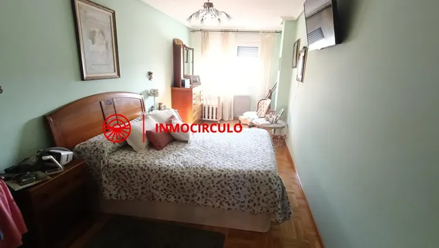 El mejor piso de cuatro dormitorios te está esperando — 30
